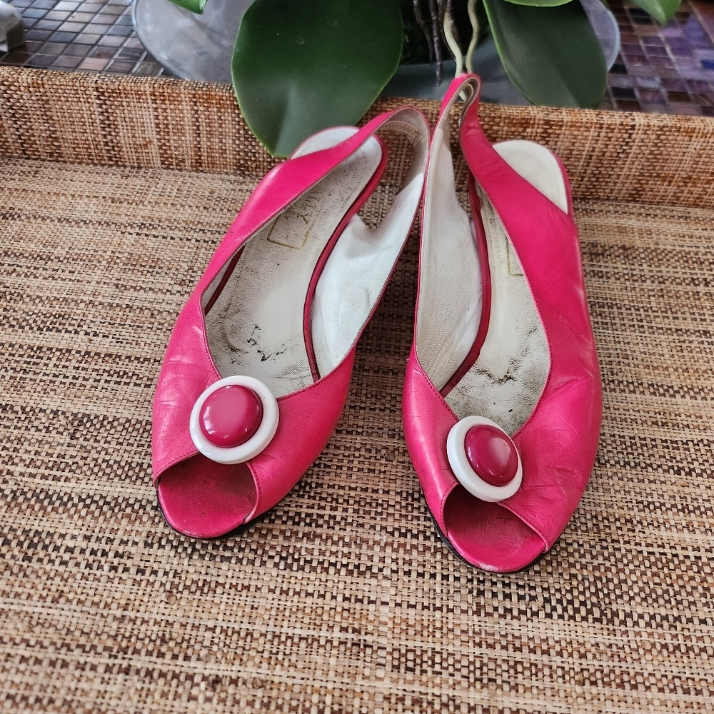 Bally pink sandals size 36